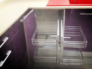 Cocina Moderna en color berenjena con efecto fotográfico